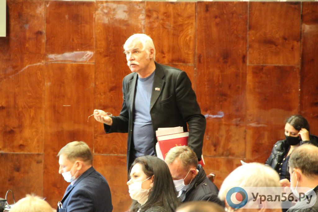 «Орское народовластие» пока закончилось: В Орском горсовете станет на одну депутатскую группу меньше