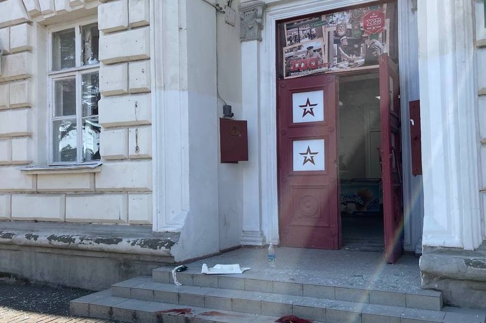 Серьёзных повреждений в здании флота нет