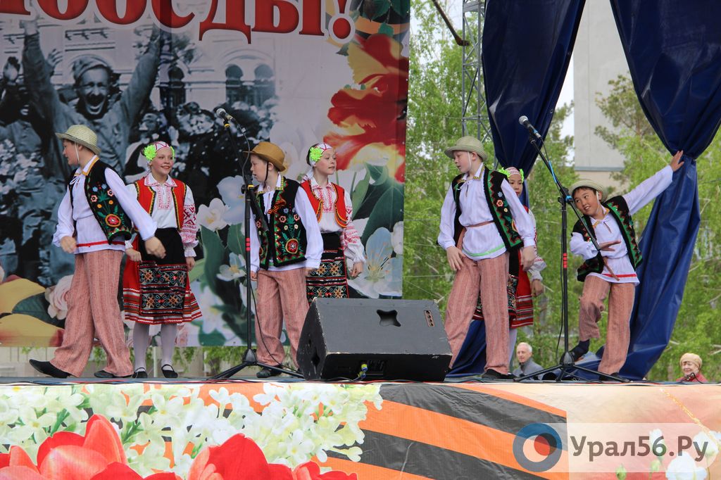 Праздничная афиша ко Дню Победы в Орске