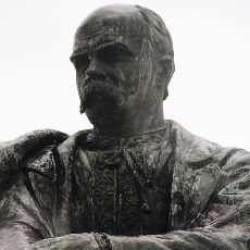В каком состоянии находится памятник Т.Г. Шевченко в Орске?