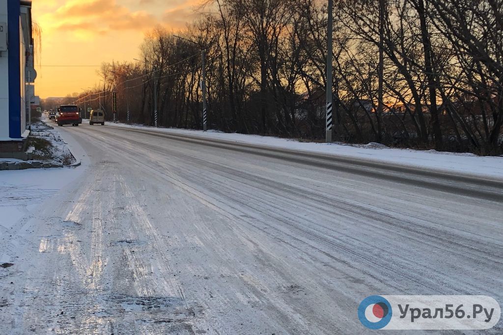 Рассвет в Орске (фото из архива)