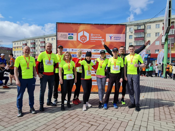 «AKKERMANN RUNNING CLUB» привез в Новотроицк четыре призовых места с V Сибайского полумарафона