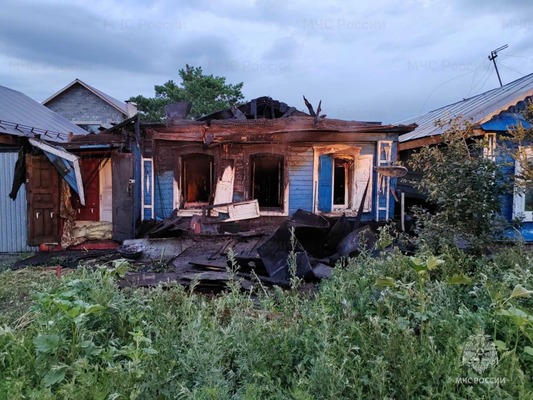 На месте серьезного пожара. Источник: МЧС России по Оренбургской области