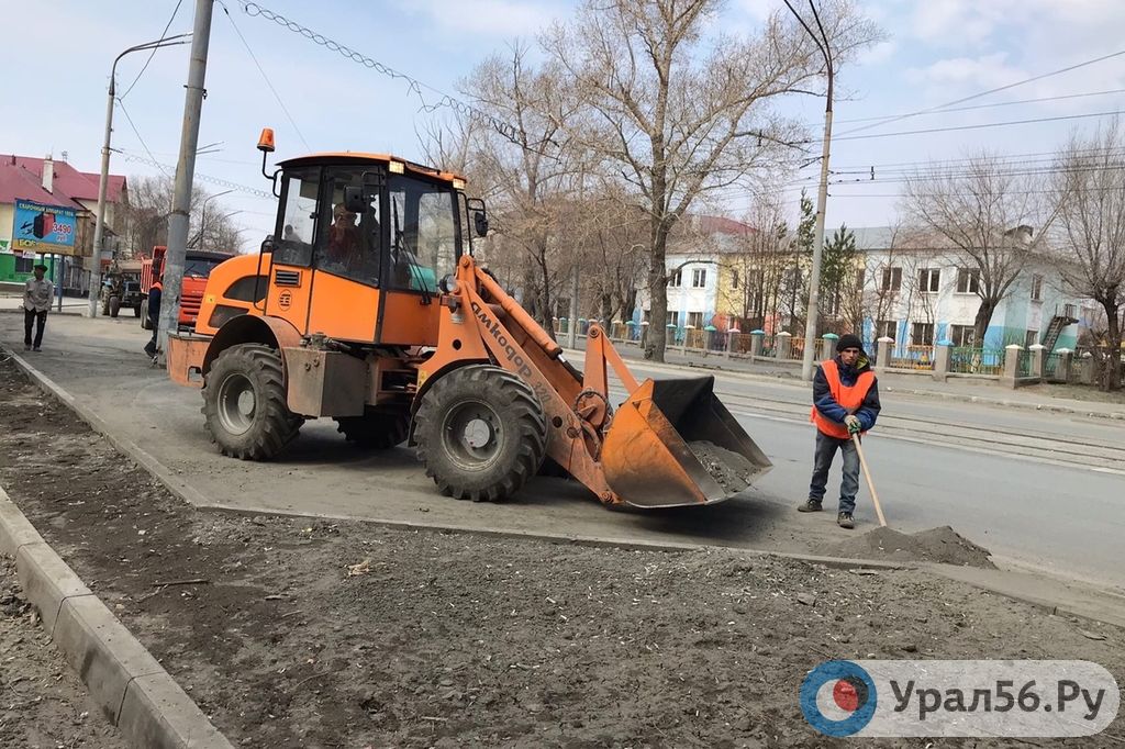 Уборка дорог в Орске (фото из архива)