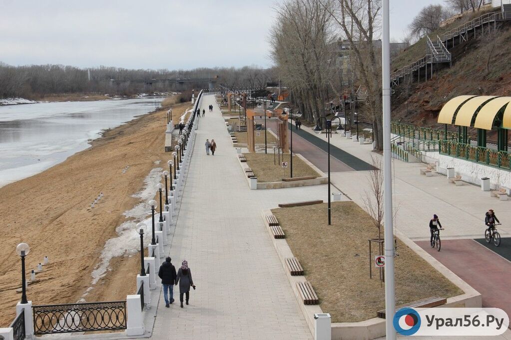 Набережная Урала в Оренбурге. Фото из архива