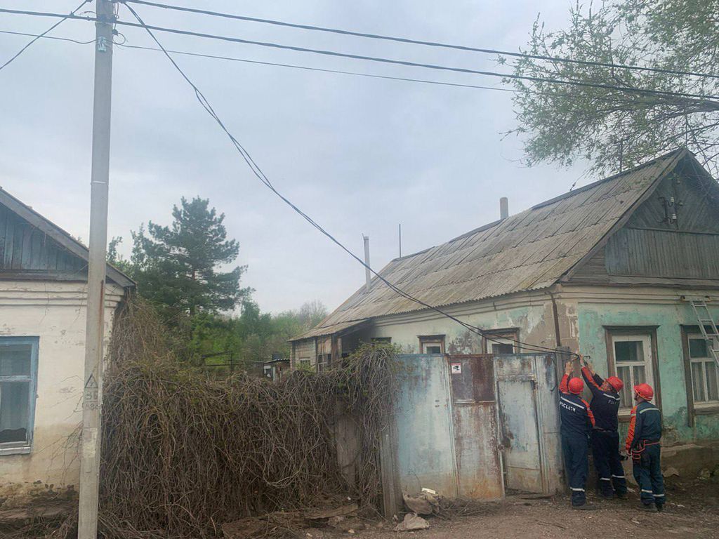 Электроснабжение в ранее затопленных омах Оренбурга и Орска восстанавливают по временным схемам