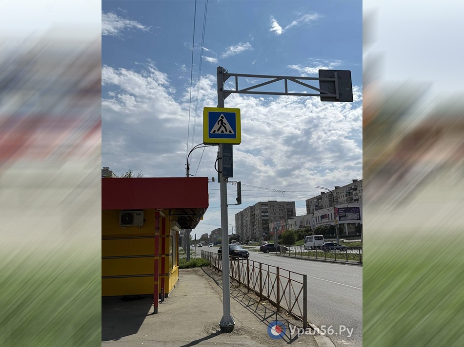 Новый светофор на остановке «Ул.Сорокина»