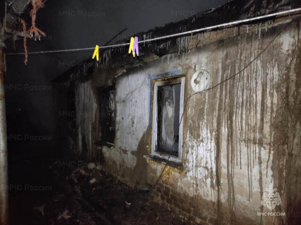 СМИ: Семью из четырех человек, которая скончалась в своем доме из-за пожара в Оренбурге, похоронят в закрытых гробах