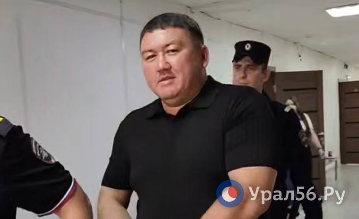 Нуржигит Бикбау в зале Центрального районного суда