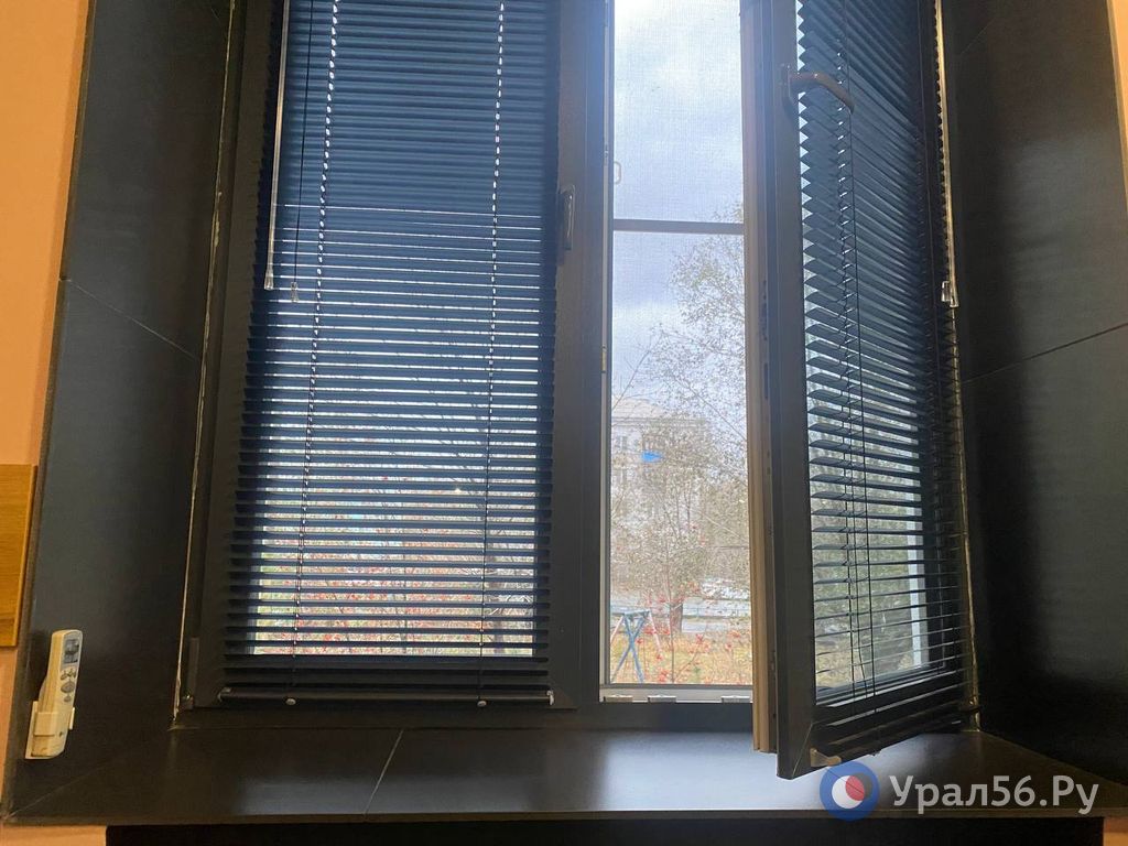 Открытое окно. Фото из архива