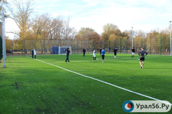 В текущем году в Оренбургской области появятся 16 полей для мини-футбола. Работы на некоторых объектах уже начались