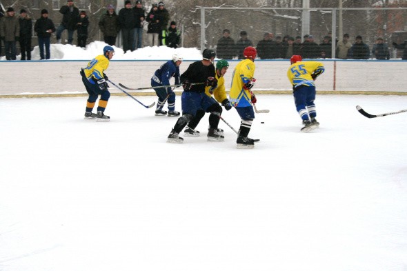 Финал турнира первенства Оренбургской области по хоккею состоится в Гае