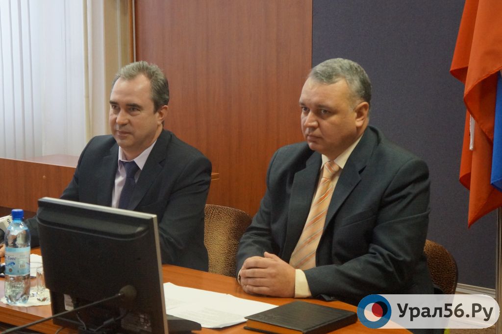 Администрация Орска устроила профессиональную фотосессию