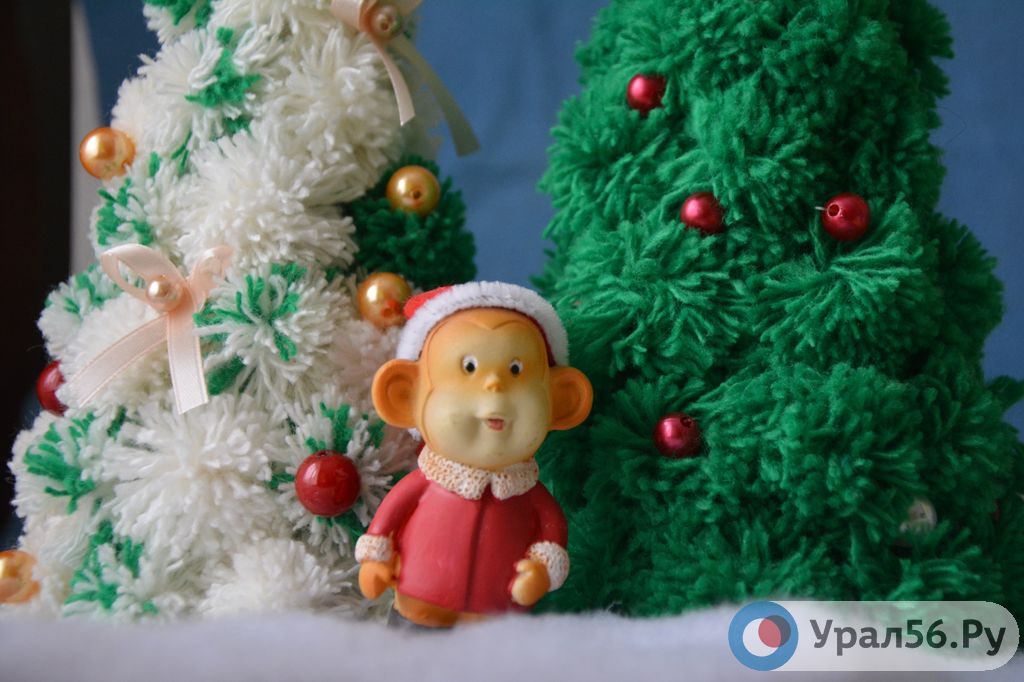 Урал56.Ру желает Вам хорошего Нового года!