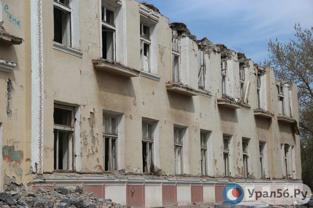 Здание больницы в поселке Первомайский Орска восстанавливать не будут