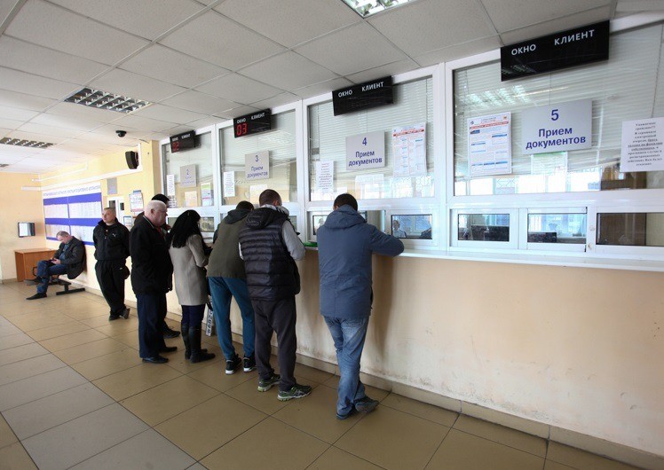Из-за очередного технического сбоя в работе базы РЭО в Орске приостановили регистрацию транспорта