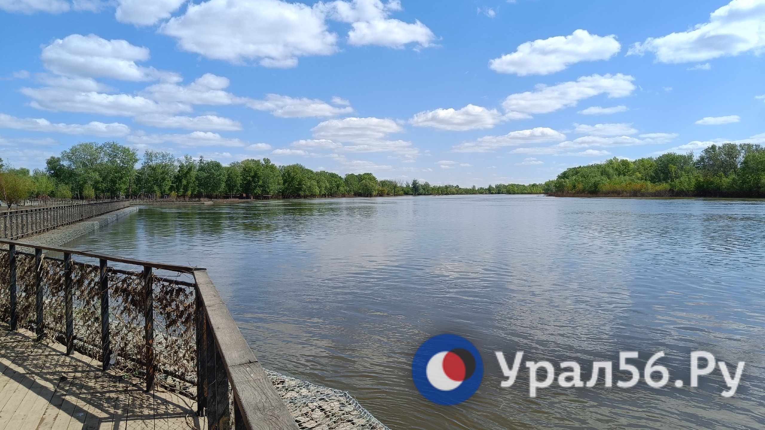 Урал в Оренбурге в районе набережной 5 мая 2024 года