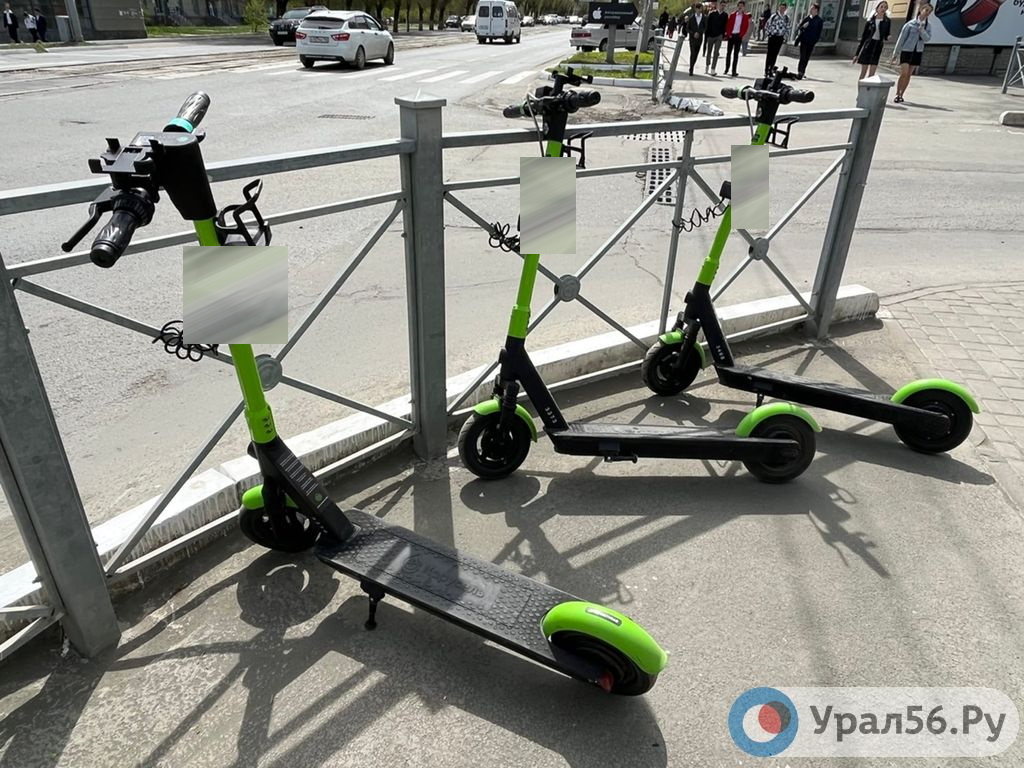 Электросамокаты на улицах Орска (фото из архива)