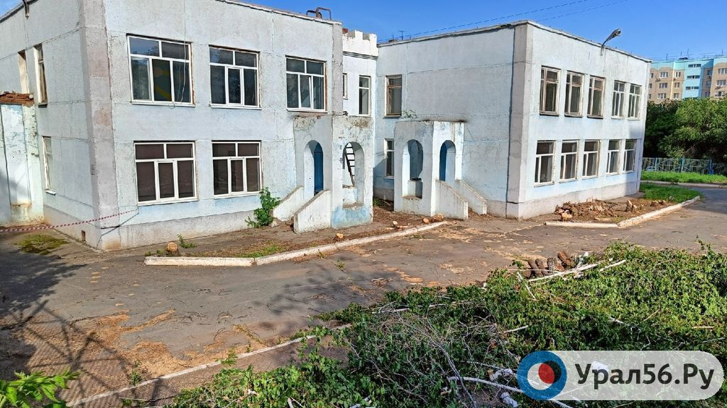 Здание, в котором после капитального ремонта будет размещен детский сад, Оренбург