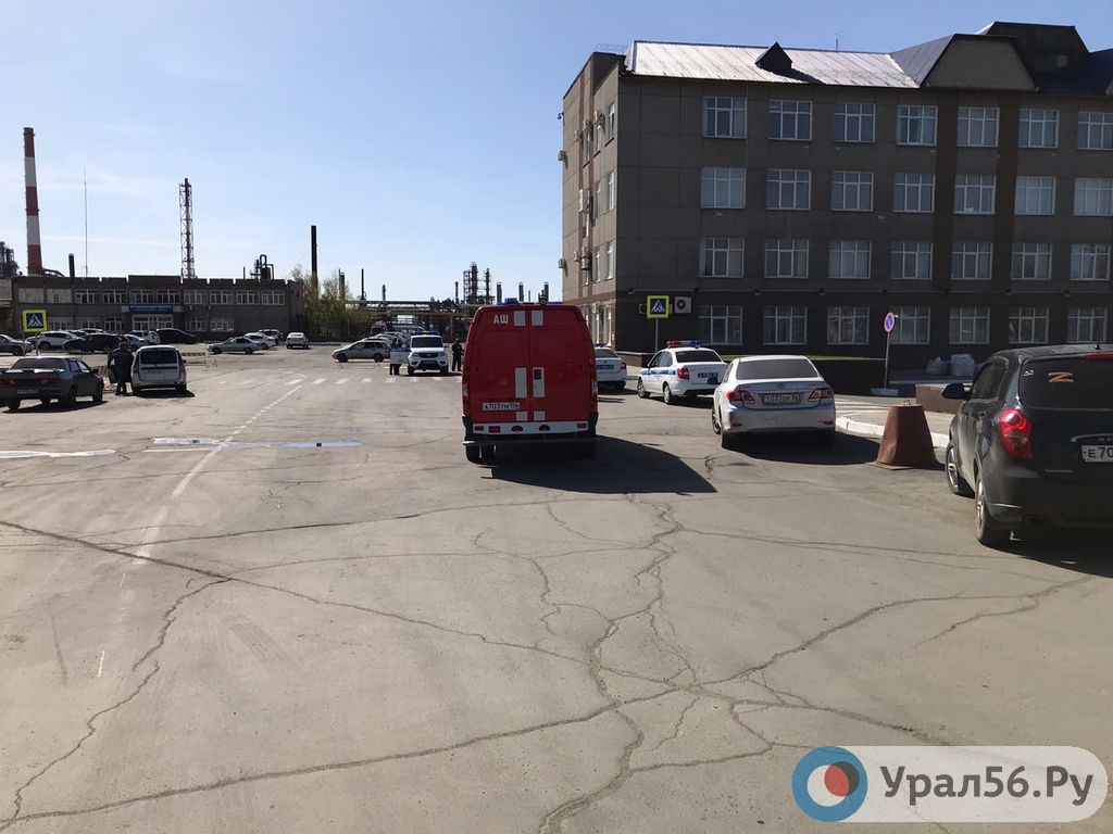 Около административного здания ОНОС, 27.04.2022