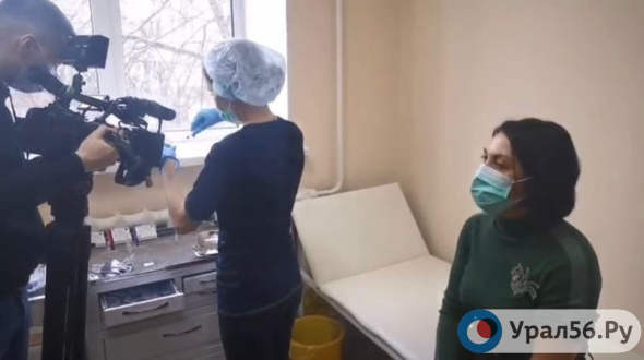 Татьяна Савинова ревакцинировалась от Covid-19 вакциной «Спутник Лайт» (видео)
