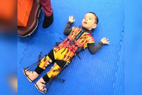 3-летний мальчик с ДЦП из Оренбурга нуждается в помощи: открыт сбор средств 