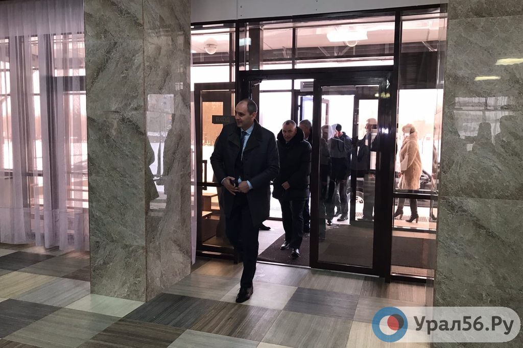 Денис Паслер посетил Дворец пионеров Орска