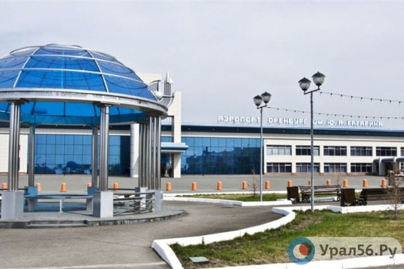 Из аэропорта Оренбурга задерживается вылет рейса в Санкт-Петербург