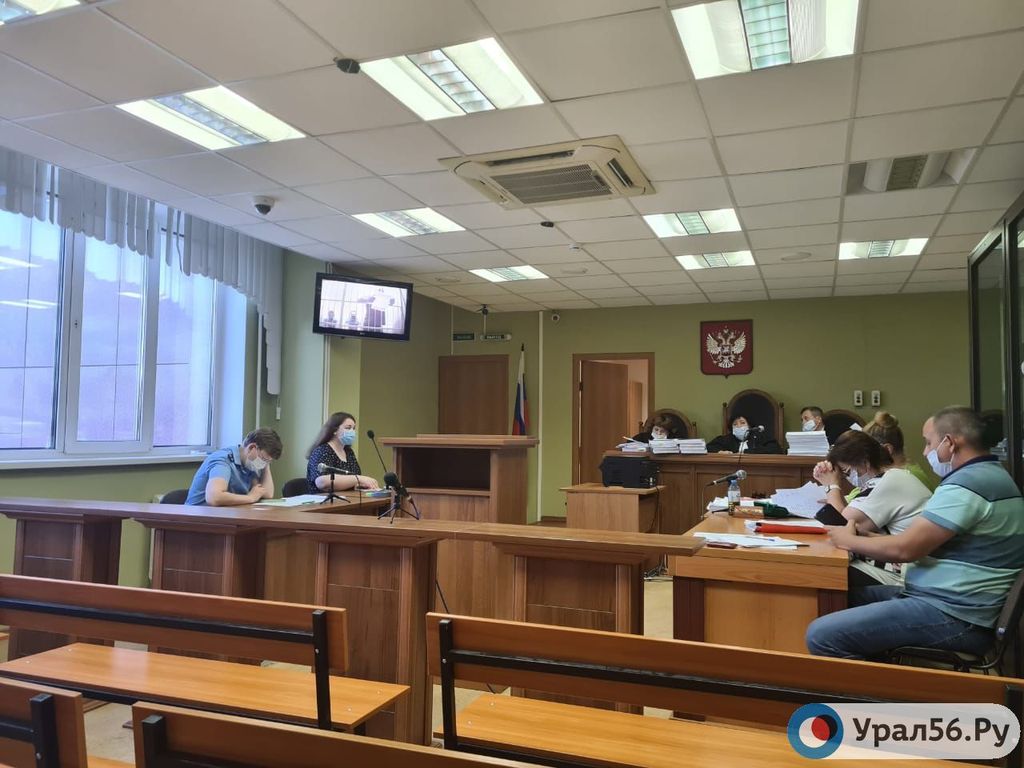 Рассмотрение апелляционных жалоб орских полицейских затягивается на неопределенный срок