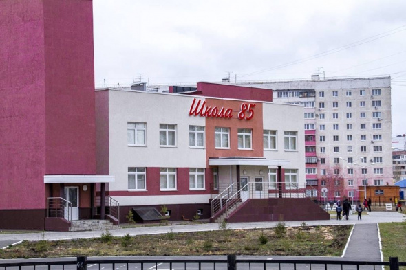 В школе №85 Оренбурга заключили договор на проект усиления конструкций «ограничено-работоспособной» лестничной клетки