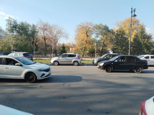 УМВД прокомментировало ДТП на ул. Володарской в Оренбурге, где серьезно пострадал 8-летний мальчик