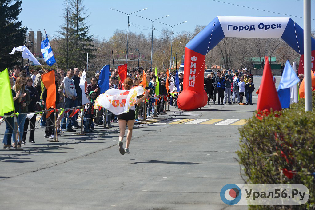 Легкоатлетическая эстафета в Орске 27.04.2019г.