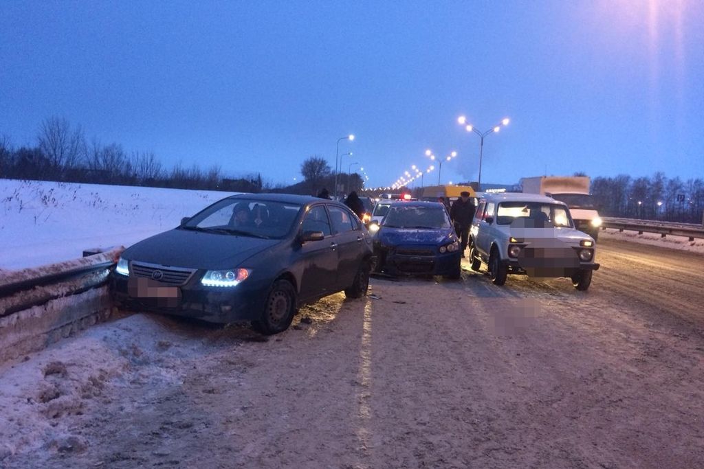 ДТП на трассе Уфа-Оренбург, фото: Bash.news