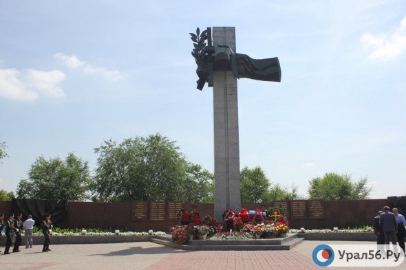 Ретро56: Вечный огонь и мемориал Победы в Оренбурге