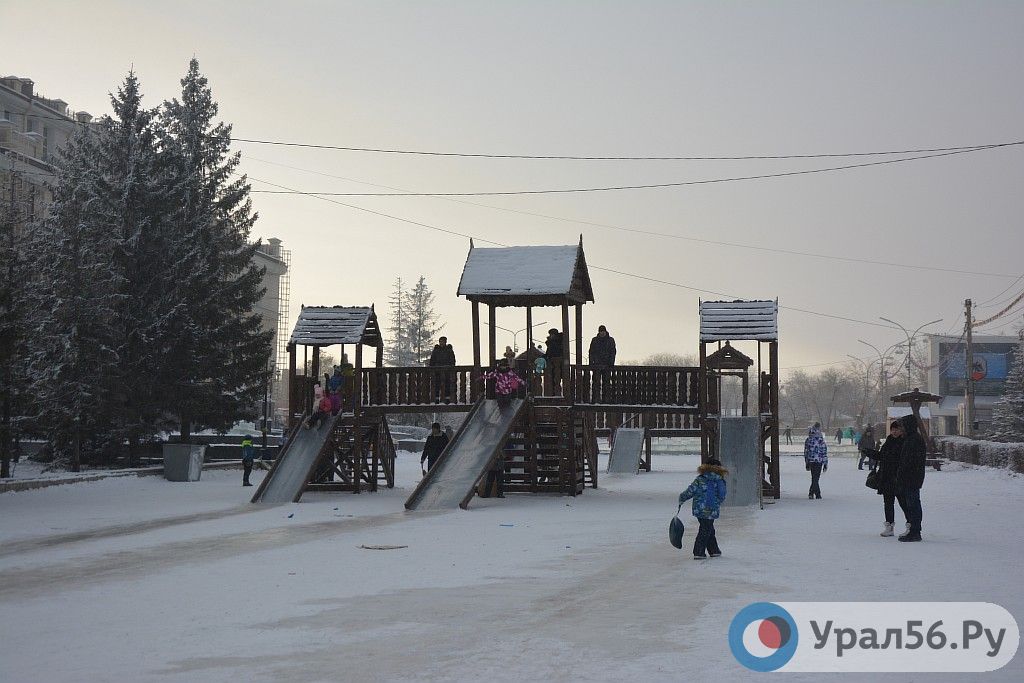 Деревянный городок в Орске. Декабрь 2018 года