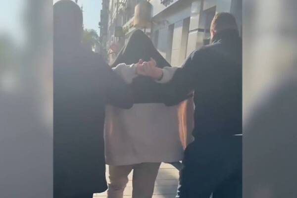 Во время задержания. Источник: Стоп-кадр из видео полиции Оренбуржья 