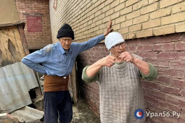«Хотя бы за неделю сказали, мы бы хоть что-то смогли спасти!»: пенсионеры из Орска о жизни после наводнения
