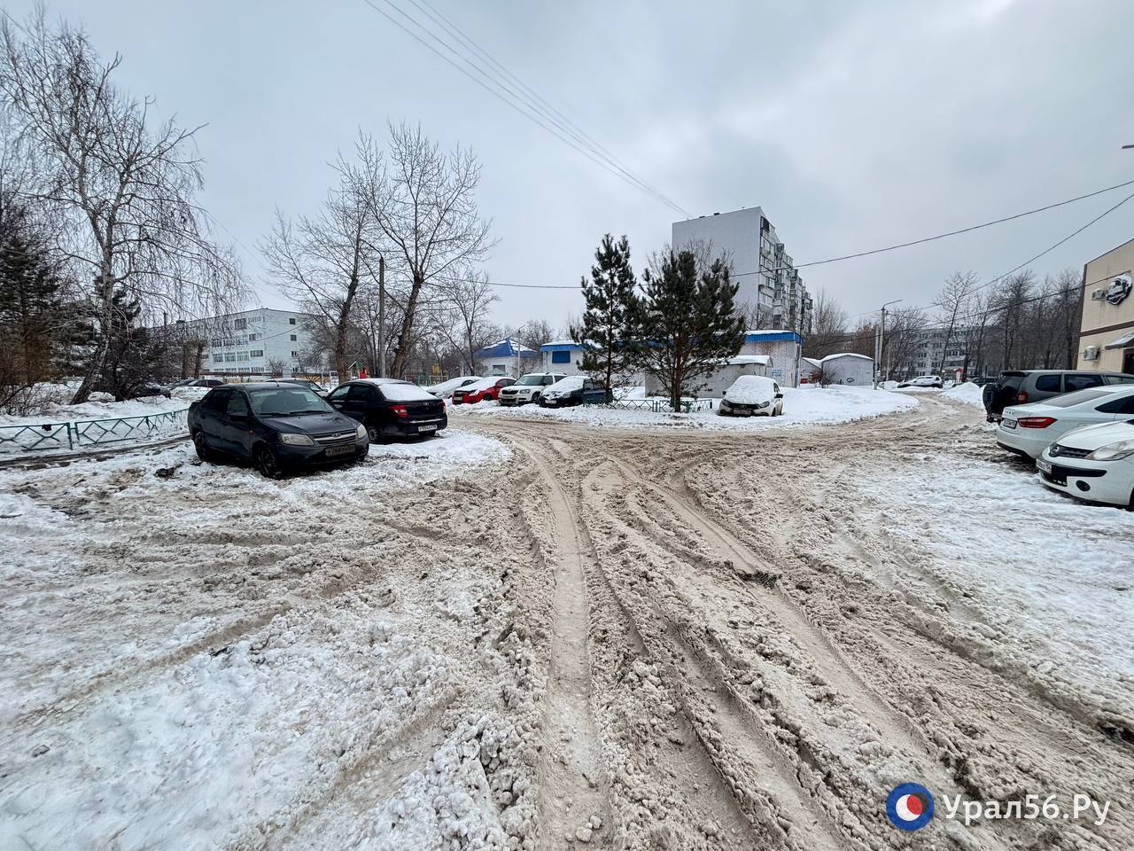 Дорожная обстановка во дворах на улице Юных Ленинцев