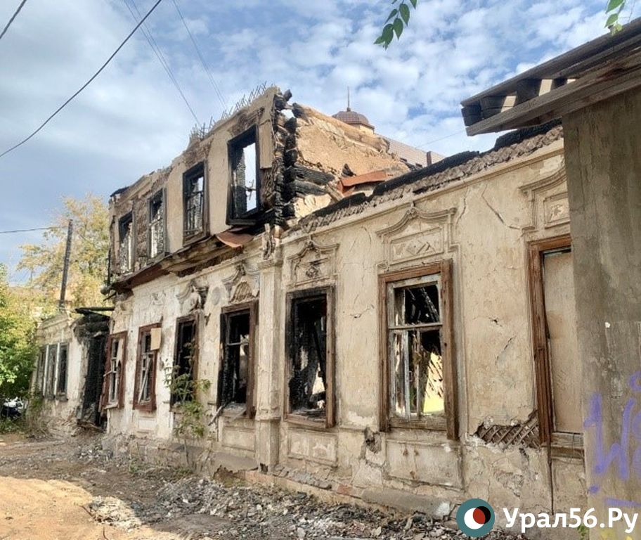 Особняк с мезонином