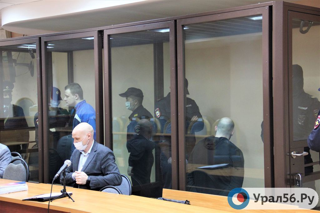 На скамье подсудимых Виктор Бертхольц и Александр Оршлет