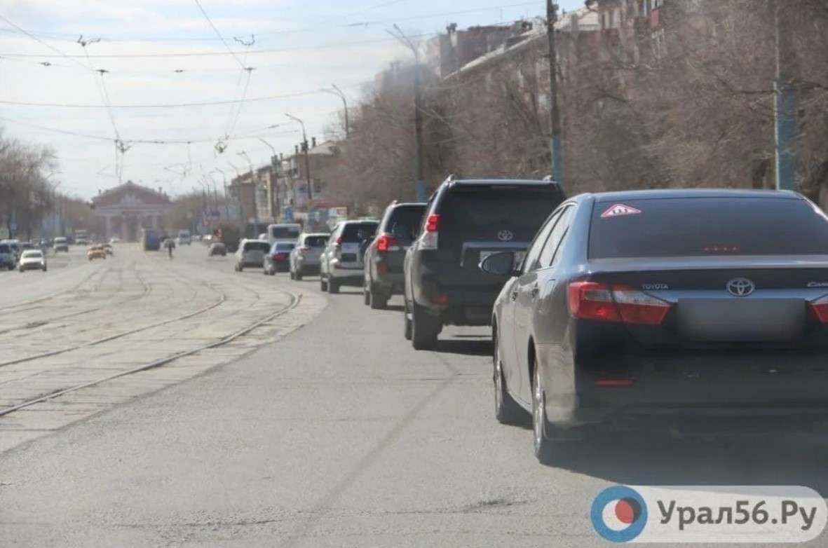Автомобили в Оренбургской области. Фото из архива