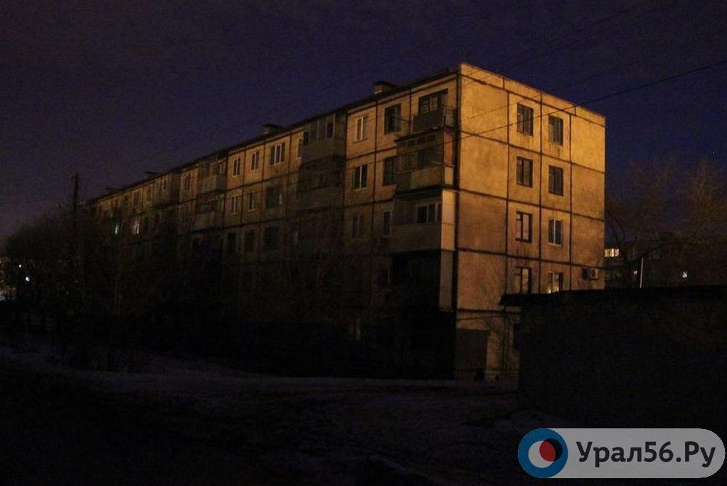 В одном из дворов Орска, 2018 год