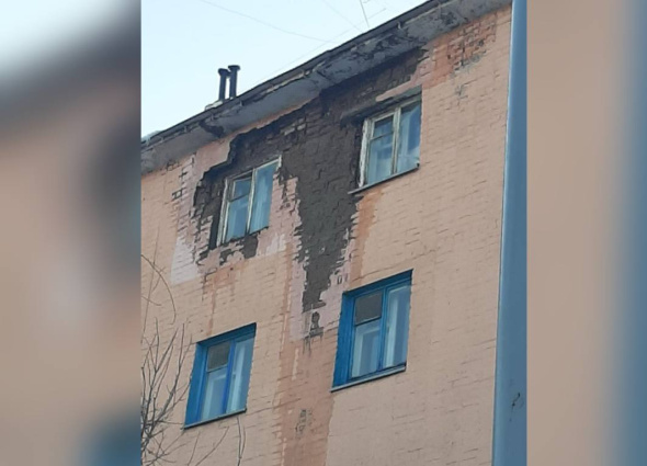 Прокуратура организовала проверку по факту обрушения кладки дома на ул. Юркина в Оренбурге 