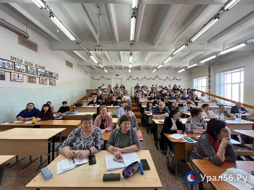 В одной из аудиторий ОГТИ