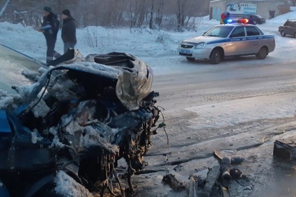 В Медногорске во время ДТП загорелся автомобиль 
