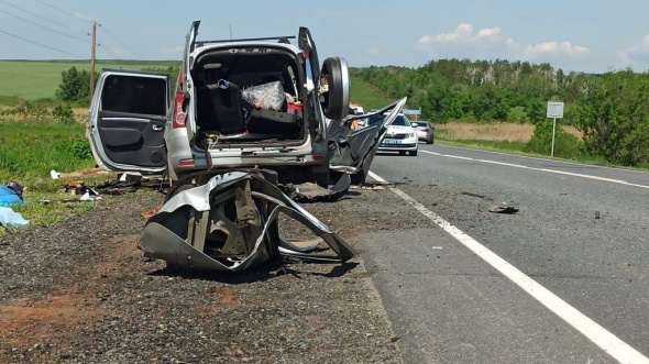 Скончалась еще одна пассажирка автомобиля «Лада Ларгус», столкнувшегося с «Фордом» на трассе Оренбург- Орск