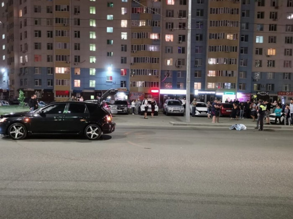 Жители Оренбурга просят убрать пешеходный переход, где вчера водитель Mazda сбил 19-летнюю девушку