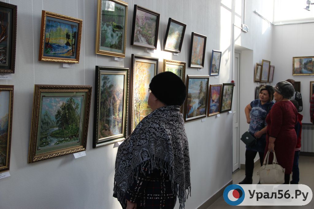 В Орске в выставке рукоделия приняли участие более 60 мастериц