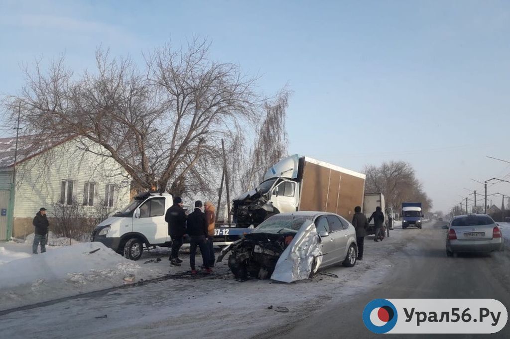 ДТП в Орске на Краснознаменной, 15.01.2019