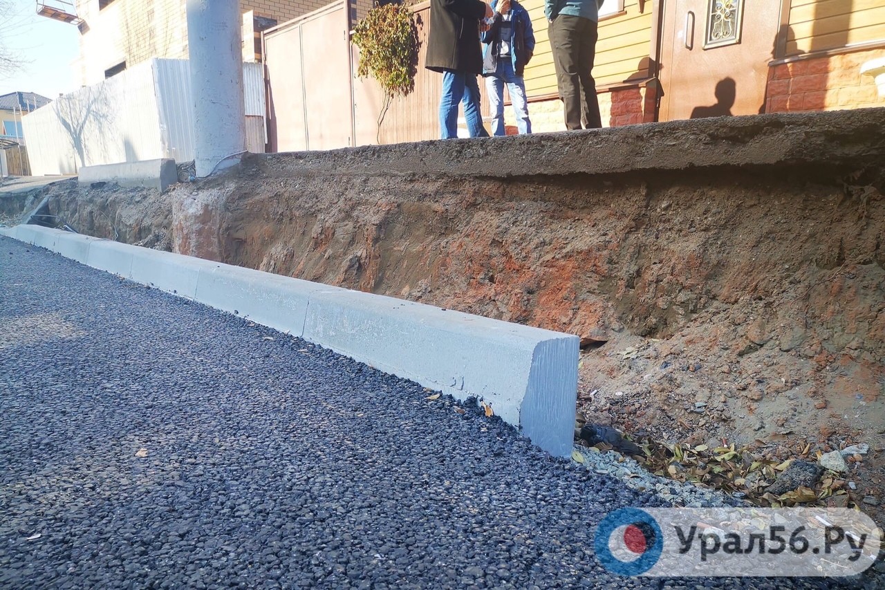 Фото сделано сегодня днем на улице Туркестанской